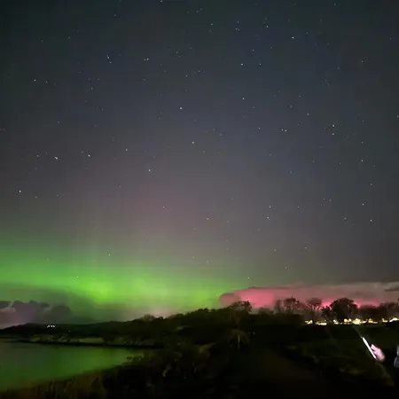 アパート Best View Beach Front Apartment スタヴァンゲル